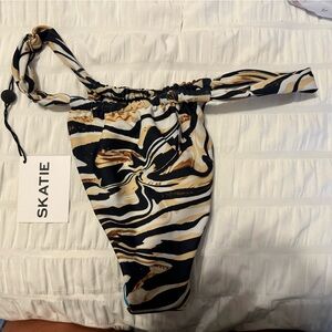 Skatie Sustainable Iconic Bikini Bottom